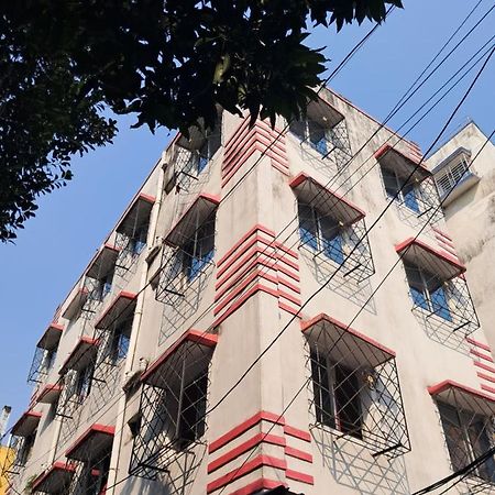 Hotel Zeeshan International Kolkata Bagian luar foto