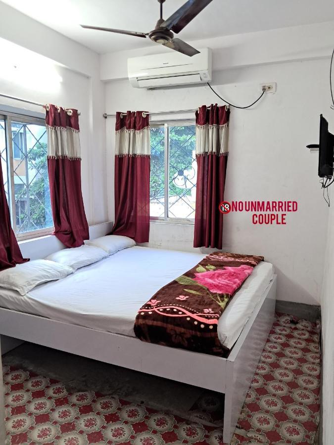 Hotel Zeeshan International Kolkata Bagian luar foto